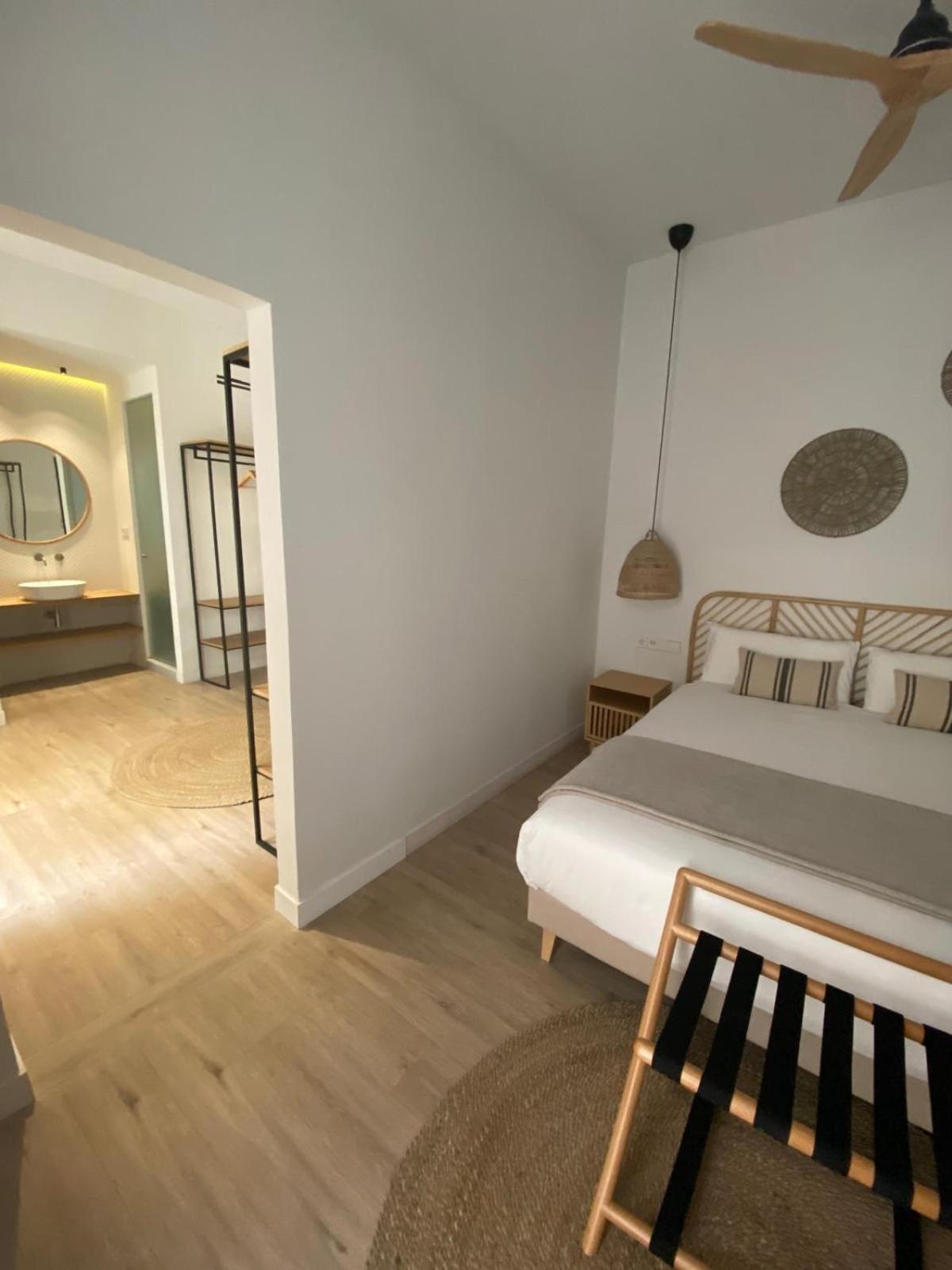 Casa Du Soleil Hostal Boutique Madrid Oda fotoğraf