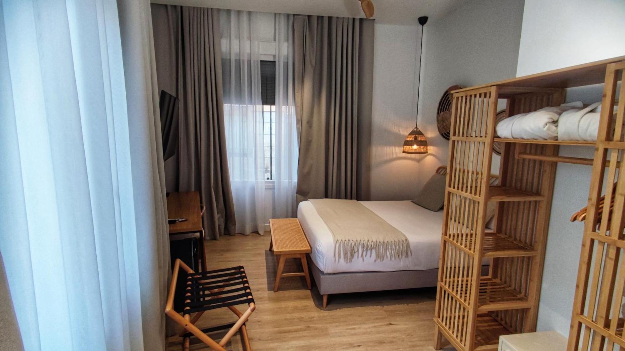 Casa Du Soleil Hostal Boutique Madrid Oda fotoğraf