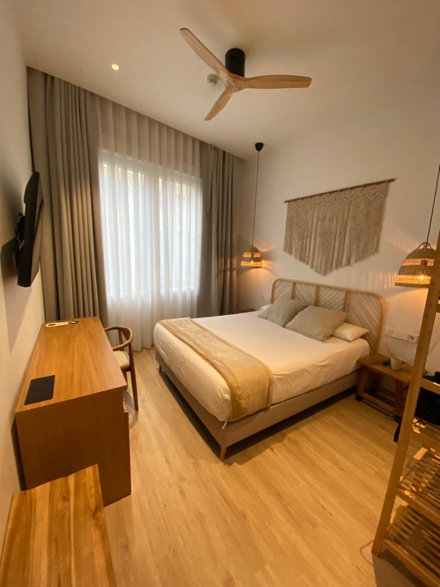 Casa Du Soleil Hostal Boutique Madrid Oda fotoğraf