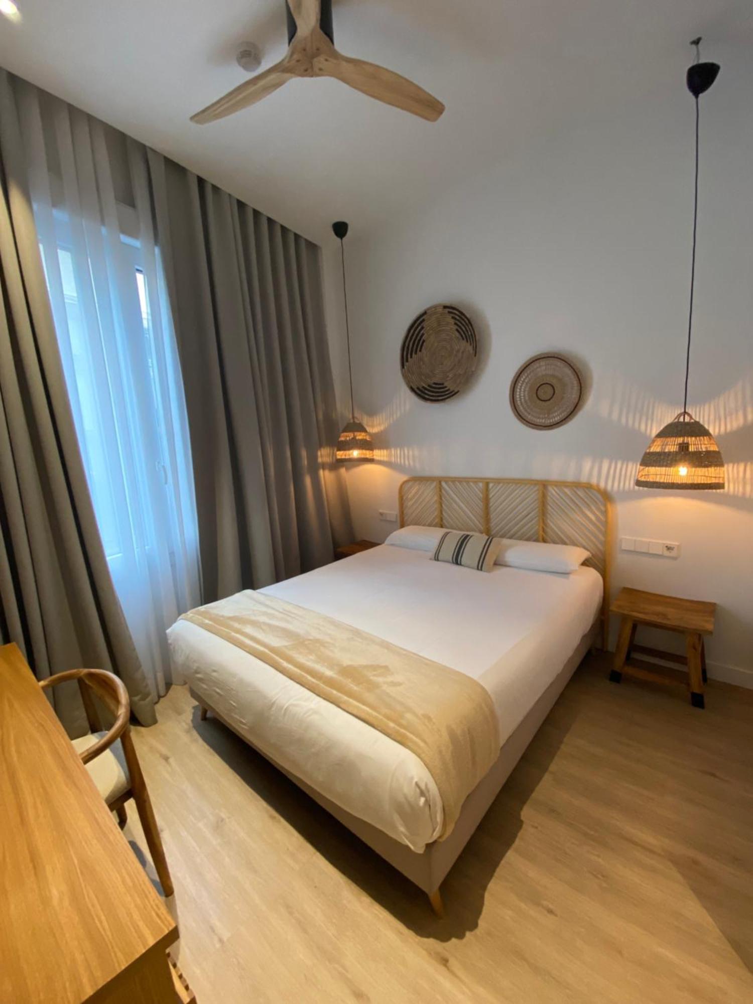 Casa Du Soleil Hostal Boutique Madrid Oda fotoğraf